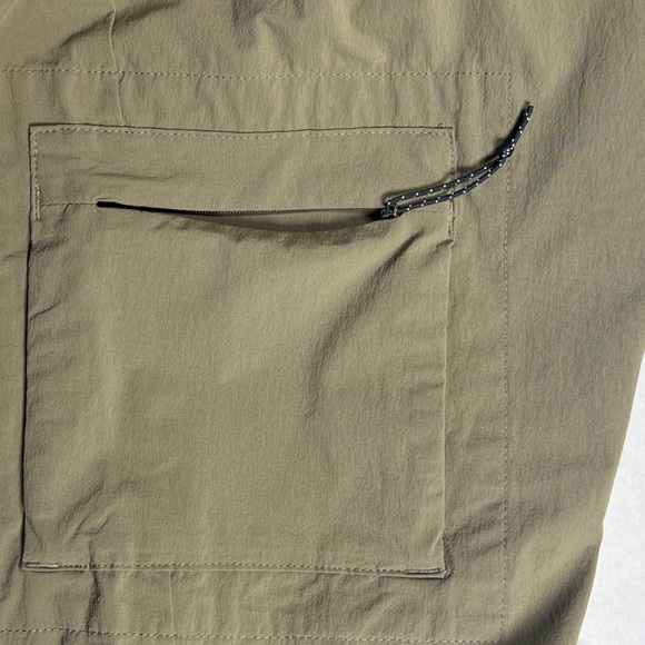 MOUNTAIN HARDWEAR Women’s Size 10 Tan Yuma Convertible Outdoor Hiking Trail Pant - Picture 7 of 14